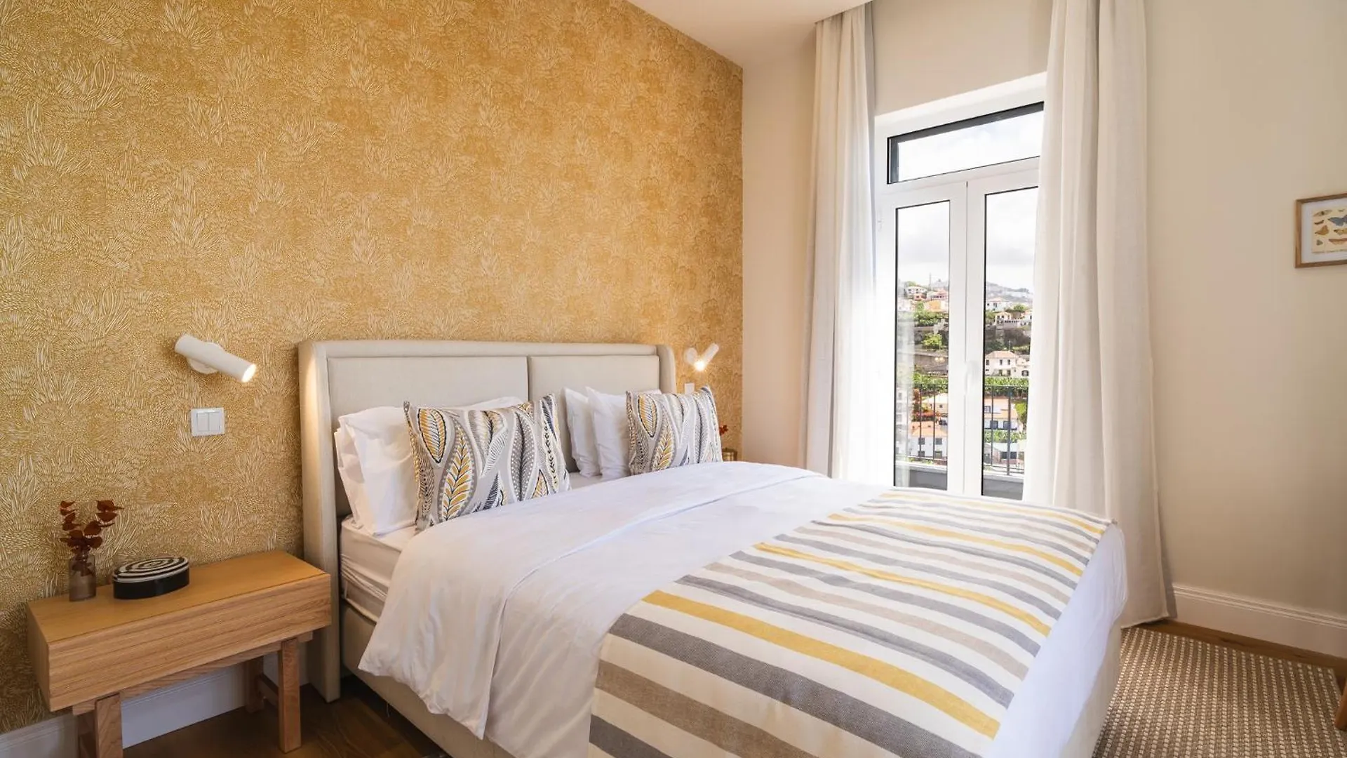 Luxury Retreat In Camara De Lobos Villa