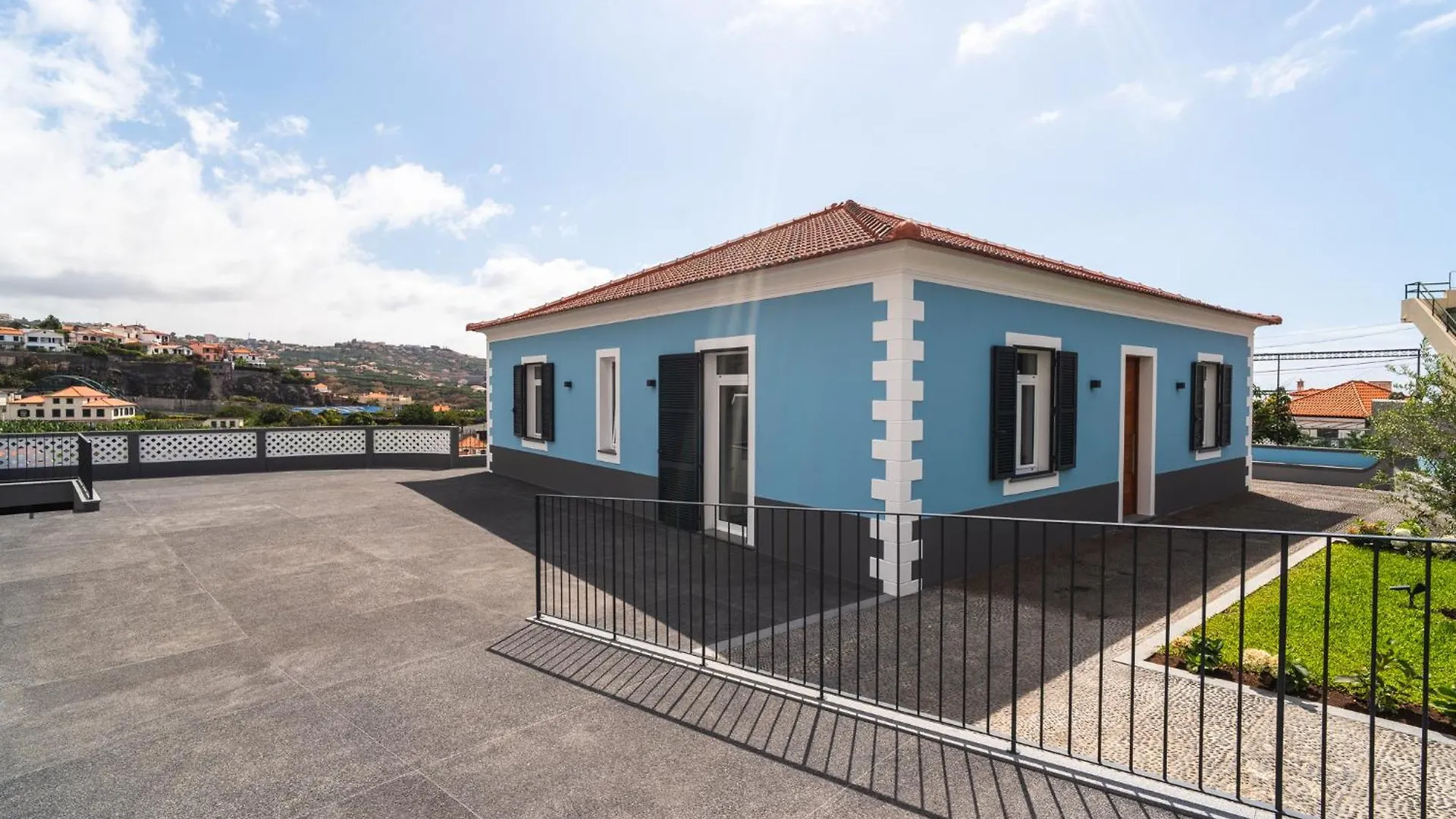 Luxury Retreat In Camara De Lobos Villa Portugal